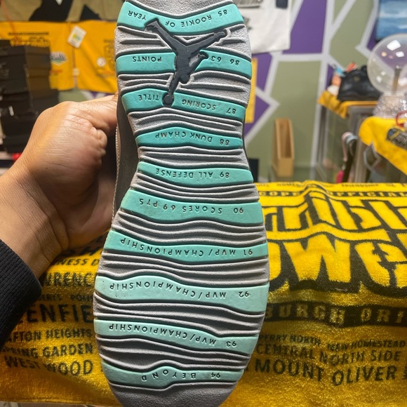 Worn Once Jordan 10 Lady Liberty - Picture 3 of 4